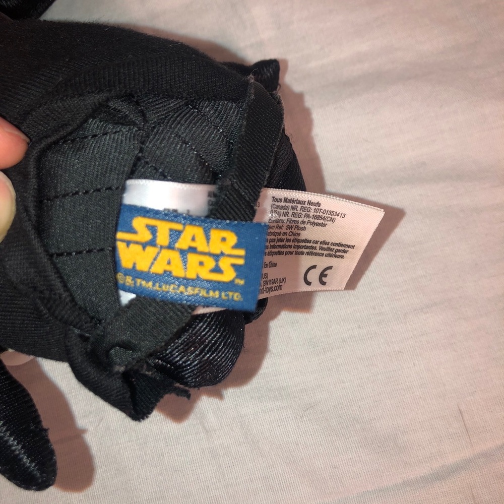 Mini Star Wars Darth Vader Plush - Picture 5 of 5